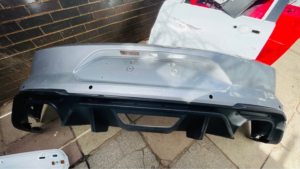 Ford Mustang GT 5.0 Back Bumper 2018/20 - Private Seller Ford Mustang GT 5.0 Back Bumper 2018/20 - Private Seller