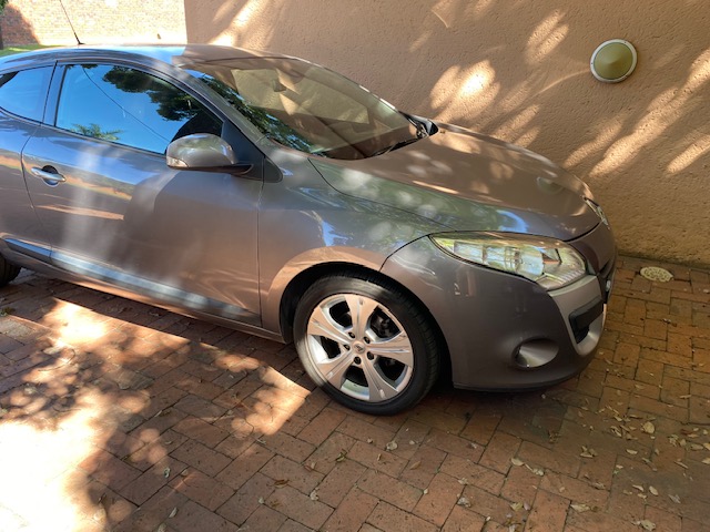 2011 Renault Megane, 2 door coupe manual, 1 owner since new, very good condition
