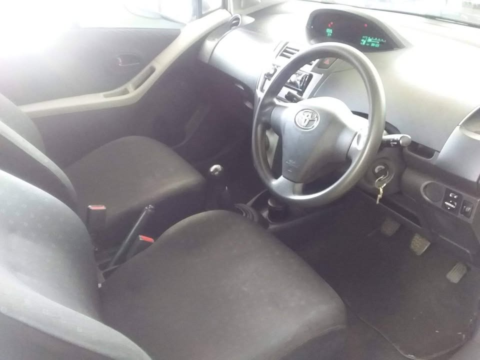 Used Toyota Yaris 1.3 - Private Seller Used Toyota Yaris 1.3 - Private Seller