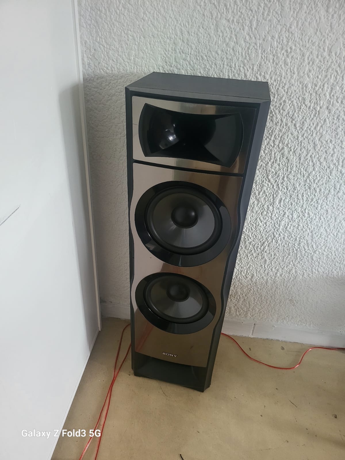 Sony Mgongo