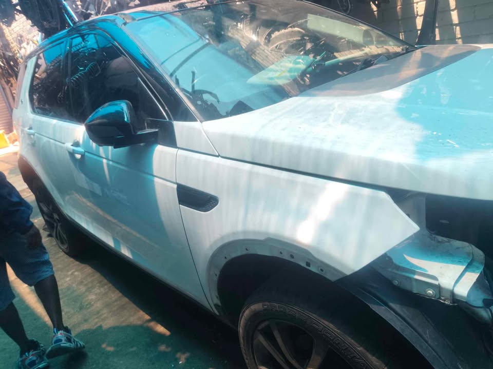 Landrover Discovery sport stripping - Private Seller