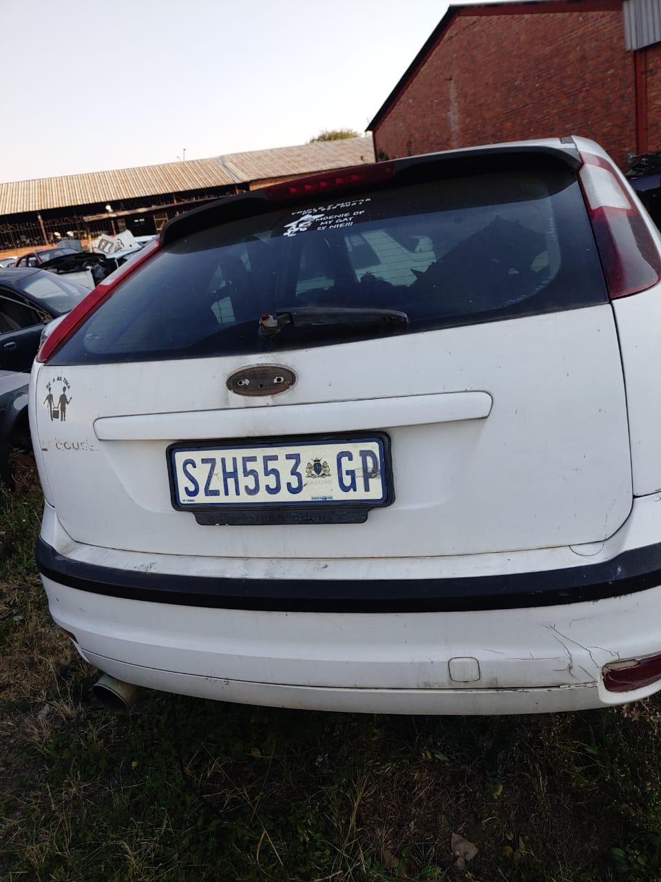FORD FOCUS BODY PARTS FOR SALE FORD FOCUS BODY PARTS FOR SALE