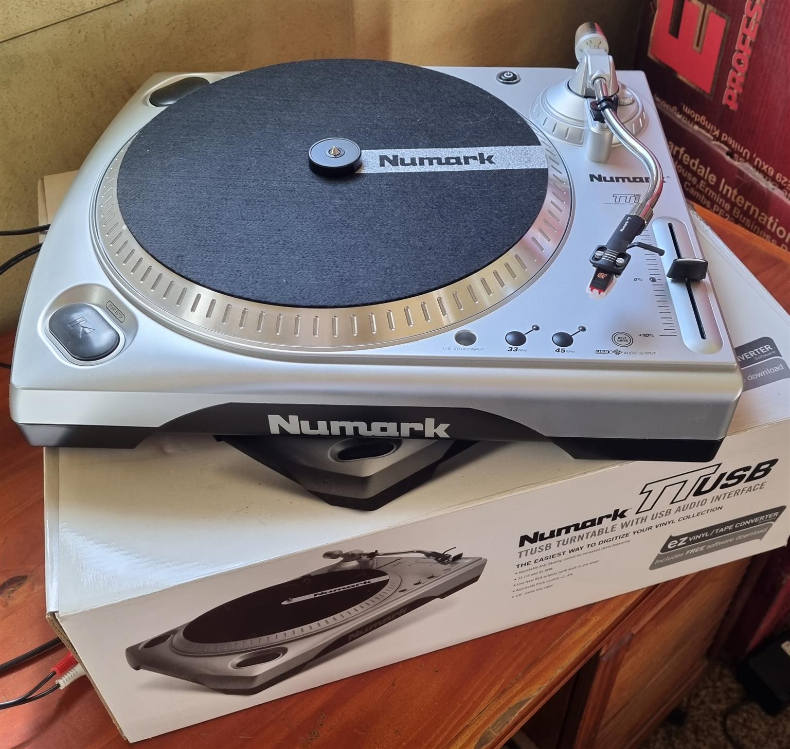 NUMARK DJ TURNTABLE | Junk Mail