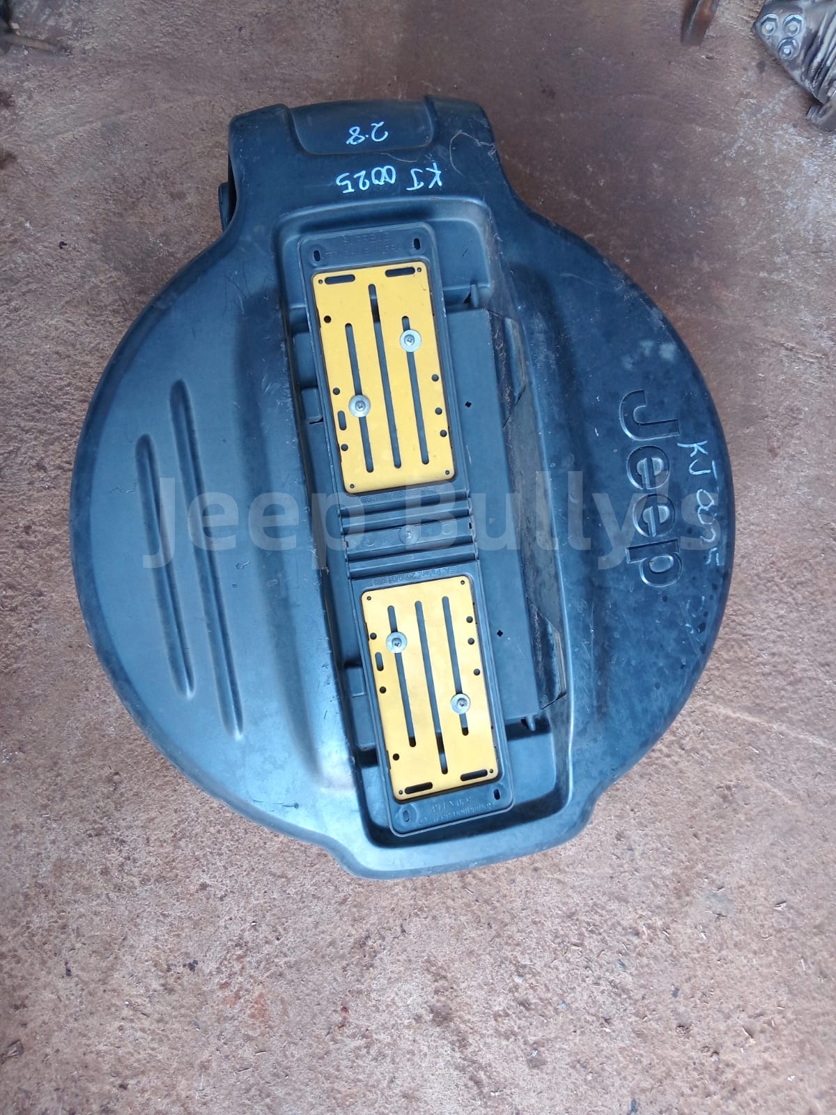 Jeep Cherokee KJ Used Spare Wheel Cover - Private Seller Jeep Cherokee KJ Used Spare Wheel Cover - Private Seller
