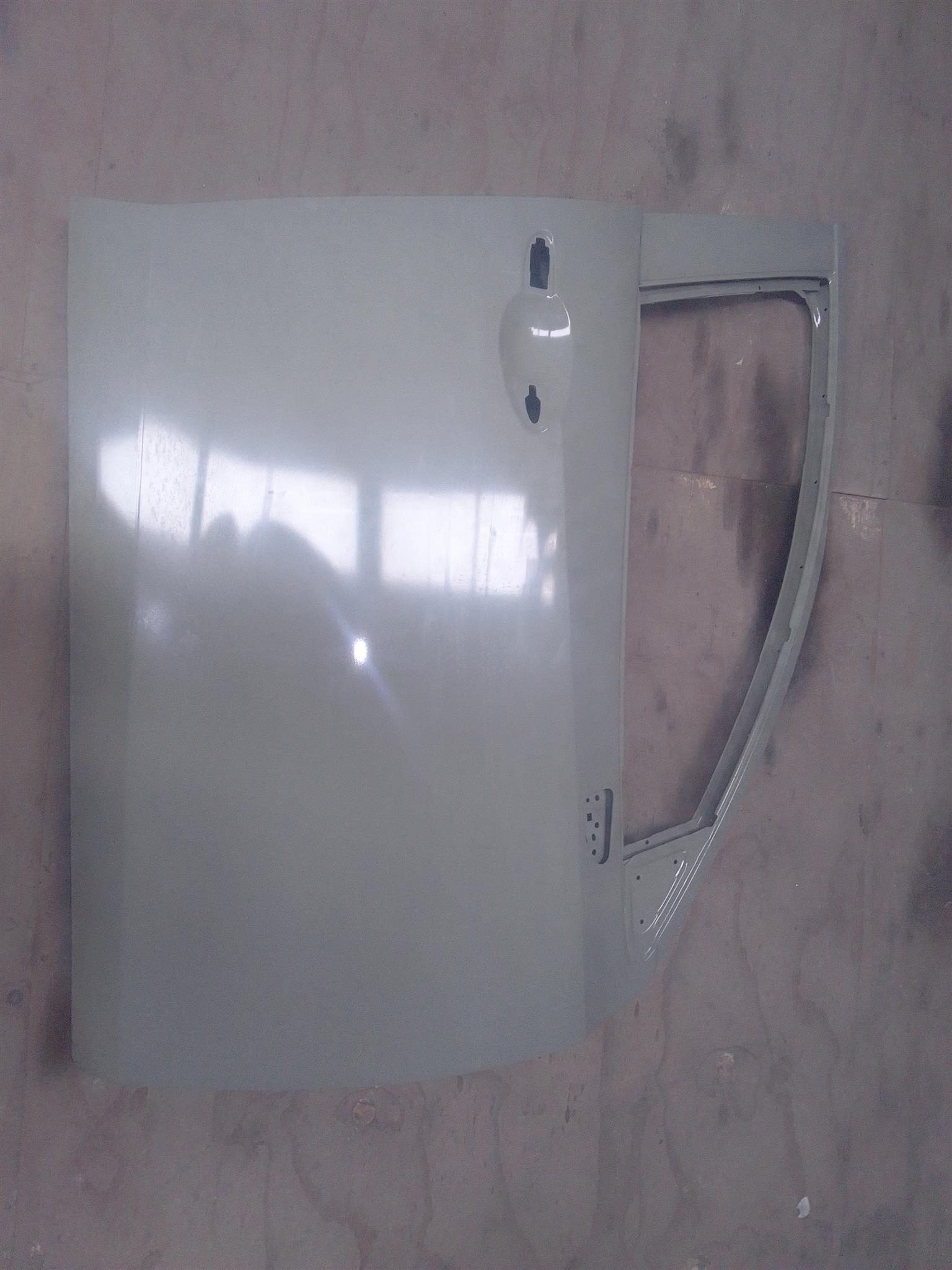 MAZDA 2 RIGHT FRONT DOOR SHELL FOR SALE - Private Seller MAZDA 2 RIGHT FRONT DOOR SHELL FOR SALE - Private Seller