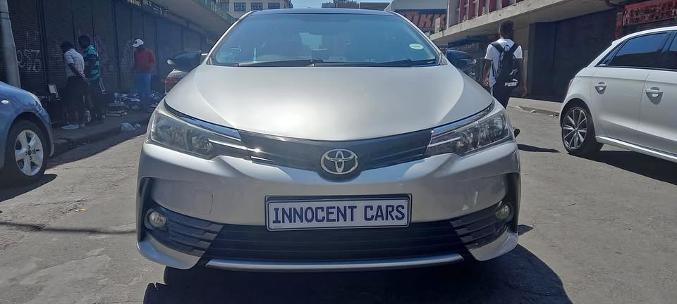 2019 TOYOTA COROLLA PRESTIGE 1.6 AUTOMATIC TRANSMISSION, SILVER COLOUR, 90000KM