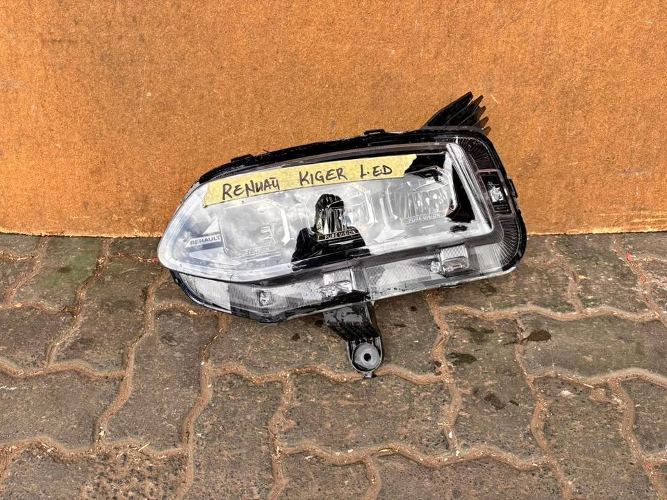 Renault Kiger Headlight LED - Private Seller Renault Kiger Headlight LED - Private Seller