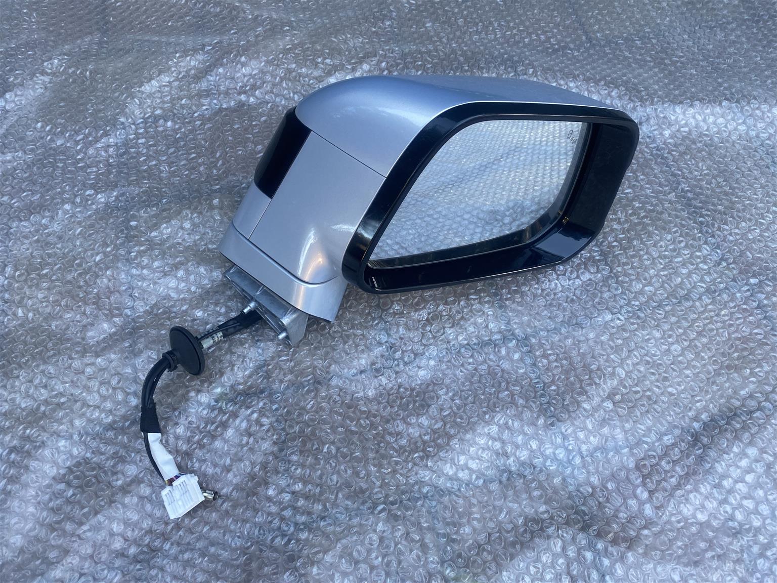 2026 JETOUR T1 ELECTRONIC AUTO-FOLD DOOR MIRROR/CAMERA AND BLIND SPOT RIGHT SIDE - Private Seller 2026 JETOUR T1 ELECTRONIC AUTO-FOLD DOOR MIRROR/CAMERA AND BLIND SPOT RIGHT SIDE - Private Seller