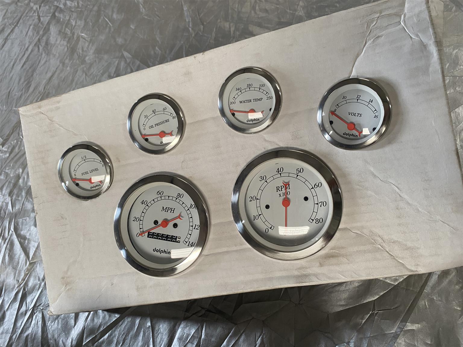 Gauges Dolphin universal classic 6pc gauge set - Private Seller Gauges Dolphin universal classic 6pc gauge set - Private Seller