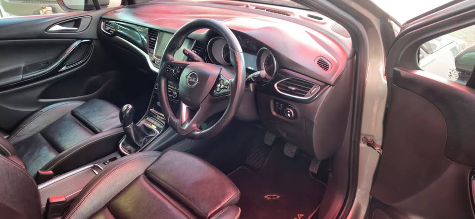OPEL CORSA 1.6 T 2016
