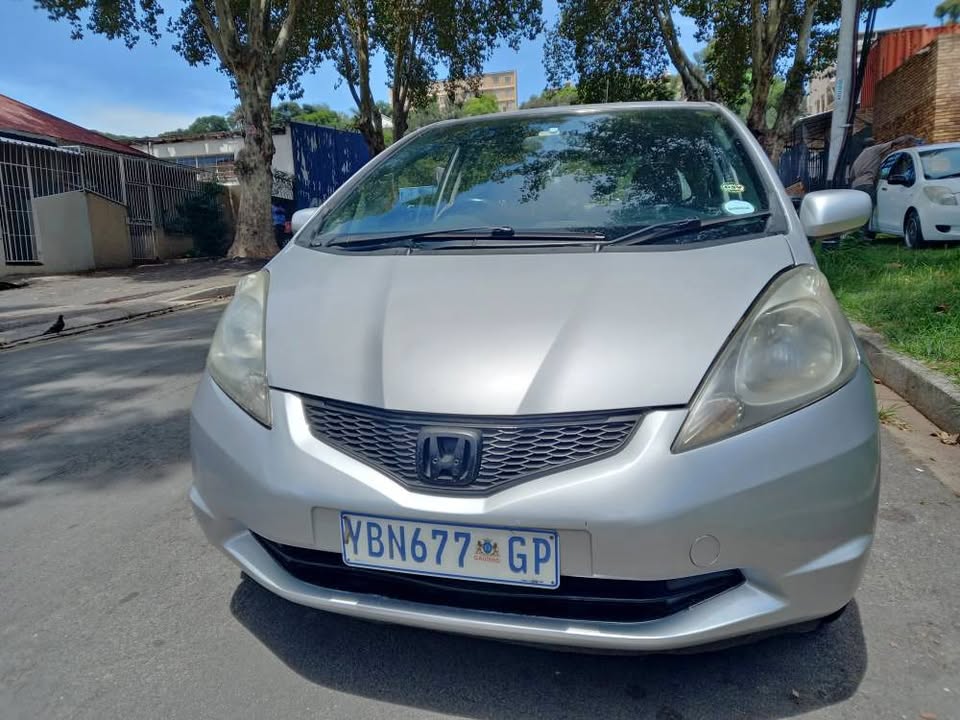 2009 Honda Jazz 1.5 Petrol, Manual,  Silver, 110000kms,