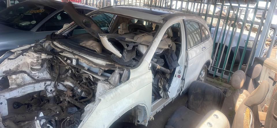 Honda CR-V.  2012. Stripping for spares - Private Seller