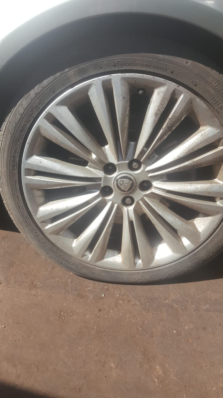2015 Jaguar XF 3.0l TDV6 Rim Set for sale