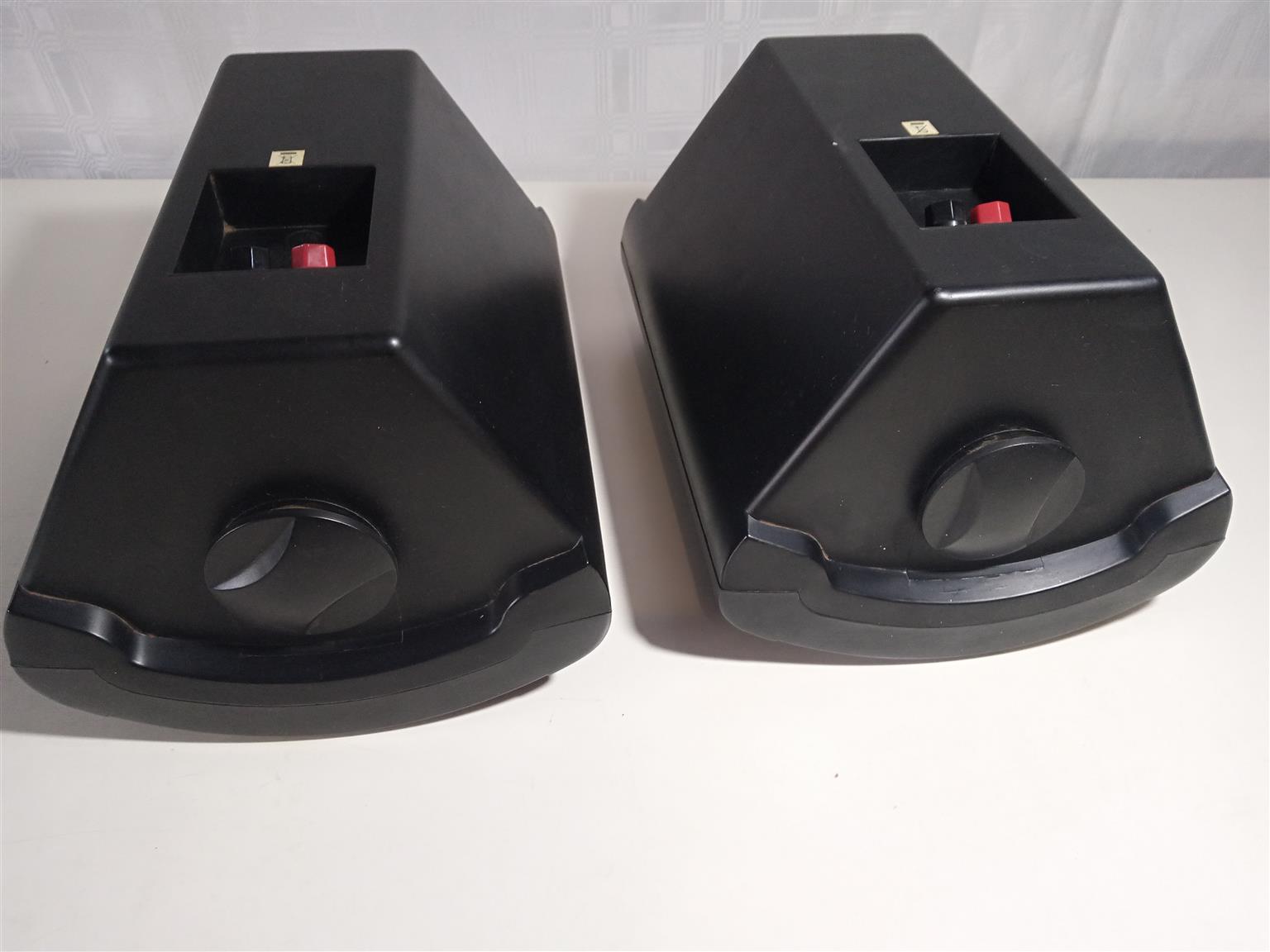 Sky (KEF) Outdoor Speakers