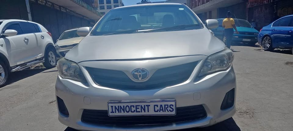 USED 2017 TOYOTA COROLLA 1.6 PETROL, AUTOMATIC, SILVER COLOUR