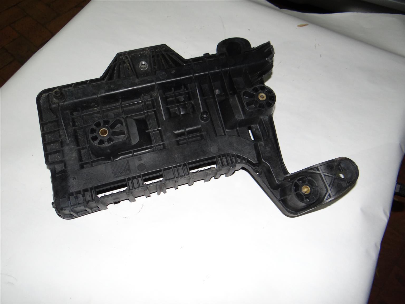 VW Scirocco battery holder