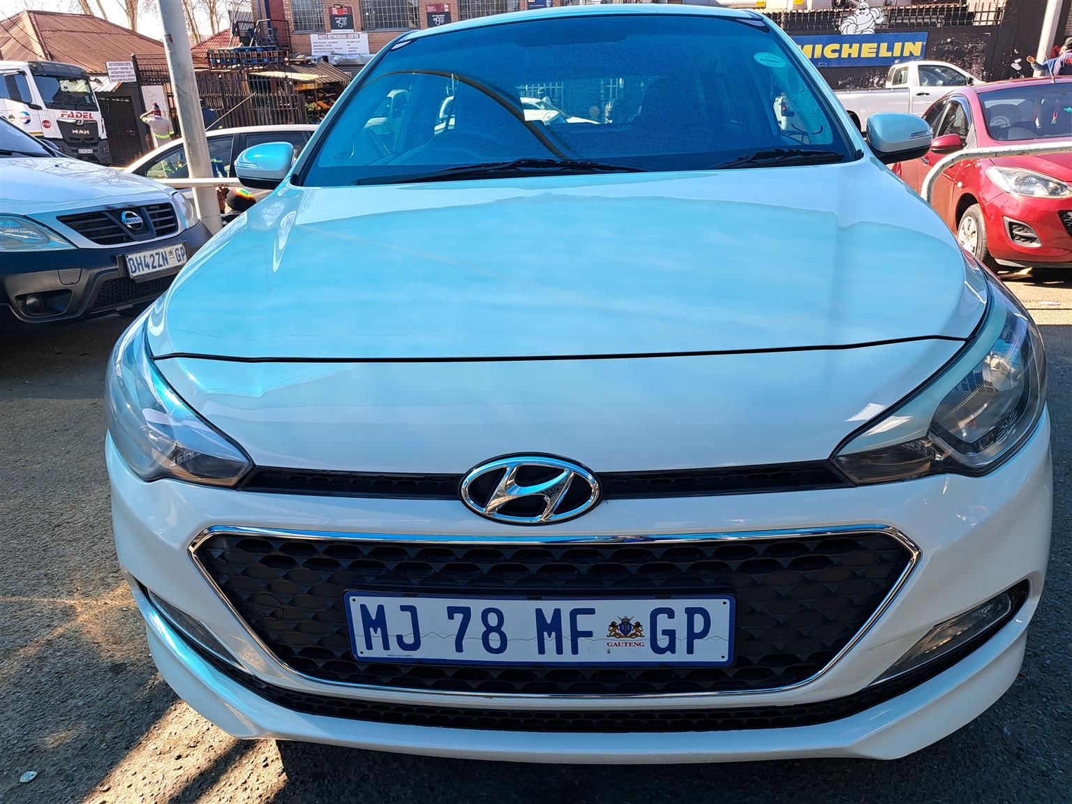 HYUNDAI