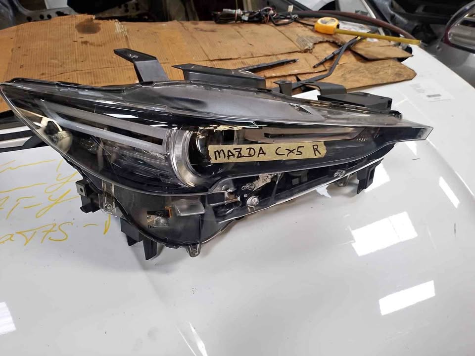 Mazda cx5 headlight - Private Seller Mazda cx5 headlight - Private Seller