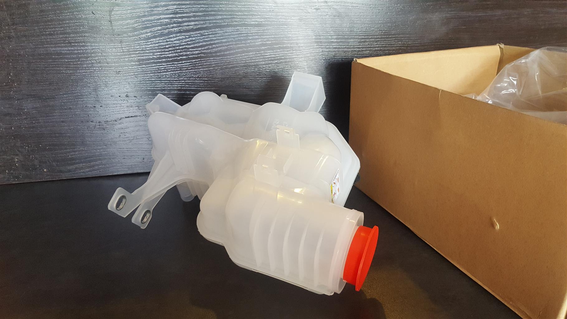 Discovery 3 Brand new Water bottles