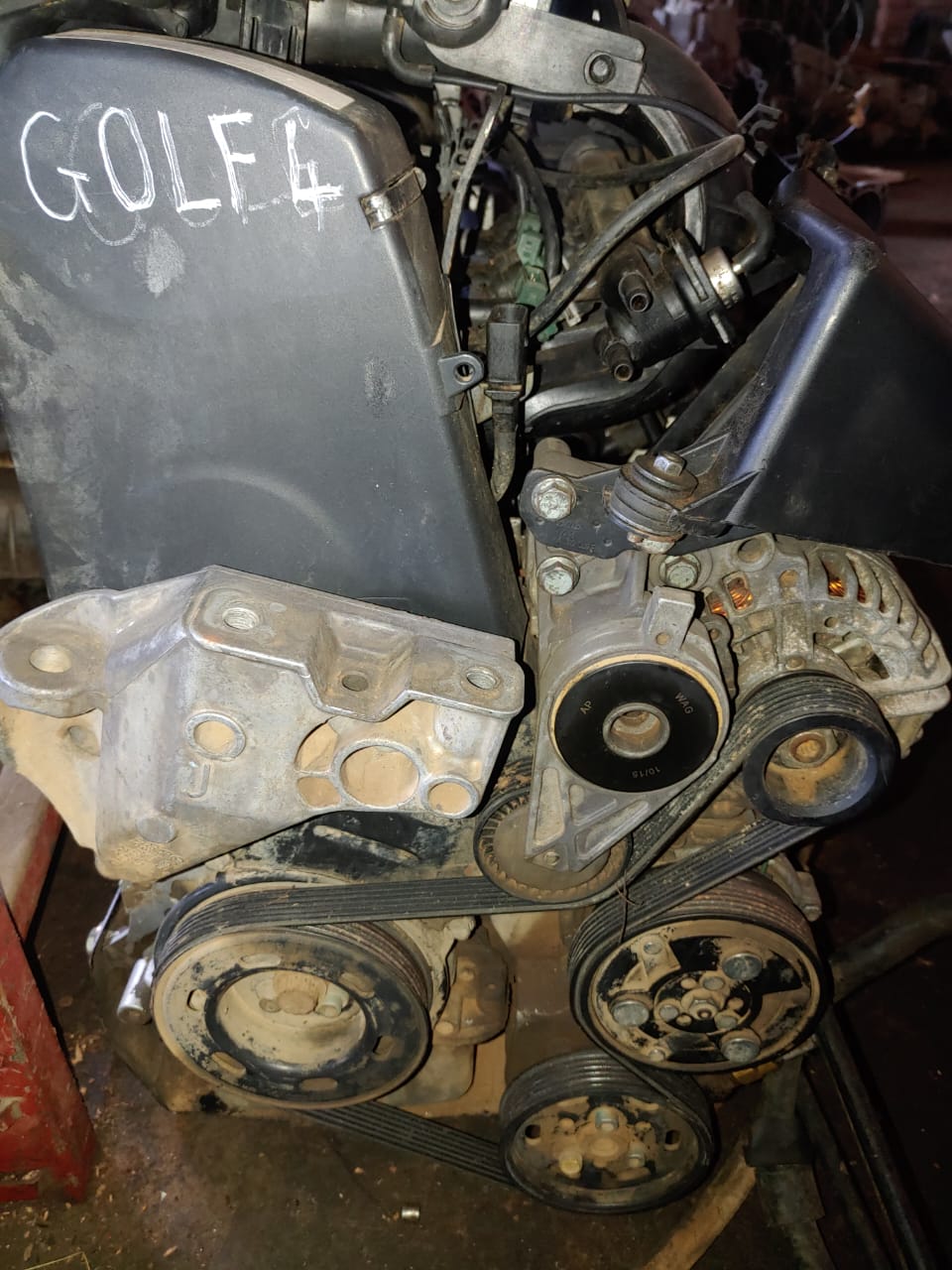 GOLF 4 1.6 ENGIN for sale GOLF 4 1.6 ENGIN for sale