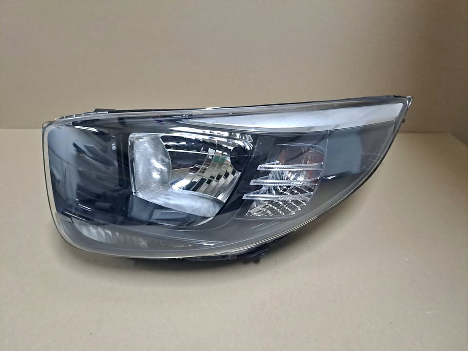 Kia Picanto LHS Normal Headlight (2017 - 2021) - Private Seller Kia Picanto LHS Normal Headlight (2017 - 2021) - Private Seller