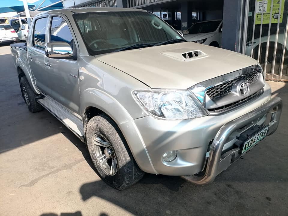 2008 TOYOTA HILUX 3.0D4D DOUBLE CAB MANUAL