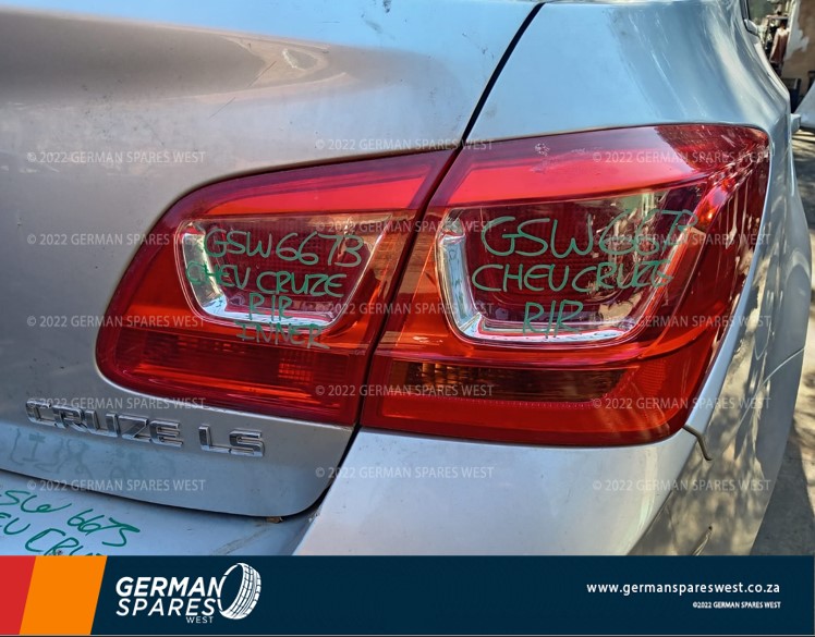CHEV CRUZE 1.6 2016 USED TAILLIGHTS FOR SALE ( INNER AND OUTER ) - Private Seller CHEV CRUZE 1.6 2016 USED TAILLIGHTS FOR SALE ( INNER AND OUTER ) - Private Seller