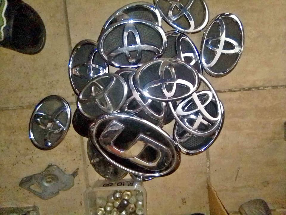 Toyota Badges - Private Seller Toyota Badges - Private Seller