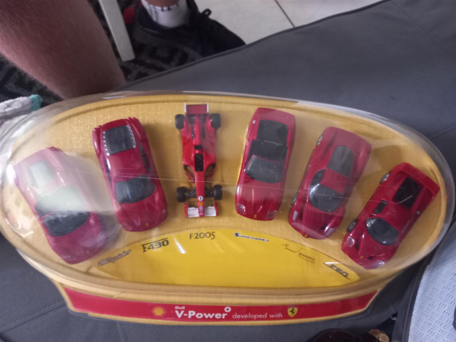 Shell Ferrari pull back car collection 