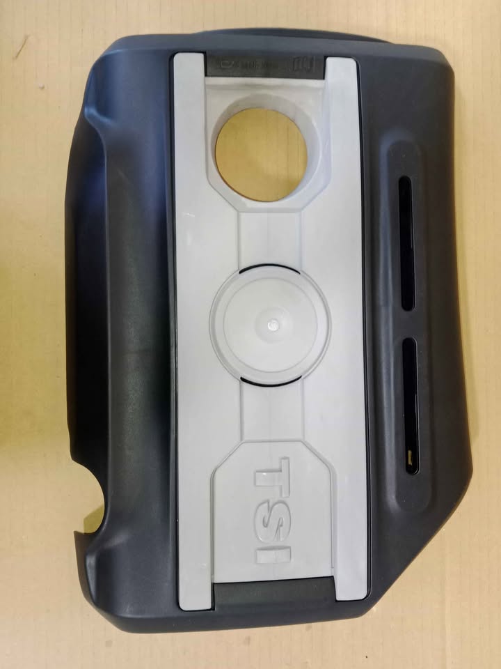 VW Golf 6 GTI CCZ Engine covers - Private Seller VW Golf 6 GTI CCZ Engine covers - Private Seller