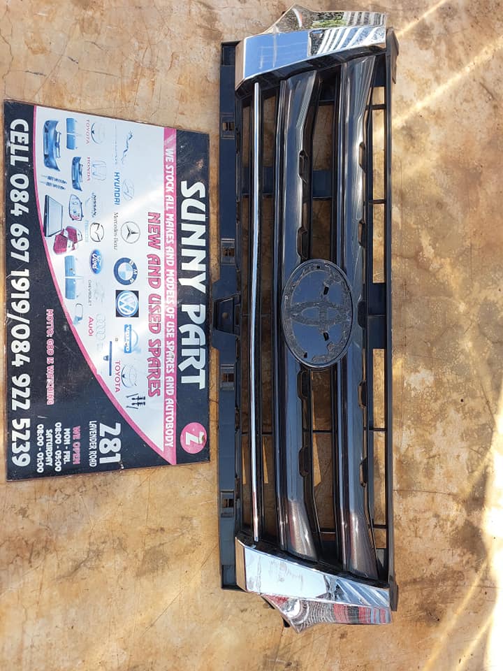 Toyota Urban Cruiser Grill - Private Seller Toyota Urban Cruiser Grill - Private Seller