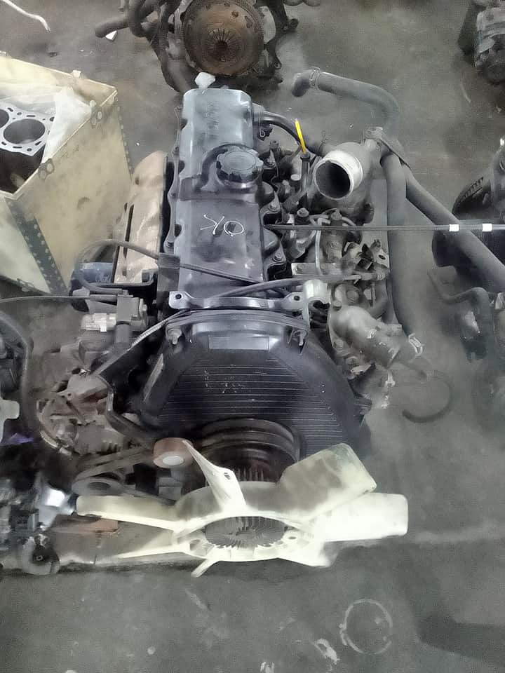 TOYOTA HILUX 2L 2.4L COMPLETE ENGINE FOR SALE - Private Seller TOYOTA HILUX 2L 2.4L COMPLETE ENGINE FOR SALE - Private Seller