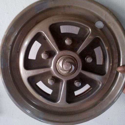 Truimph Chicane, wheel cap - Private Seller Truimph Chicane, wheel cap - Private Seller