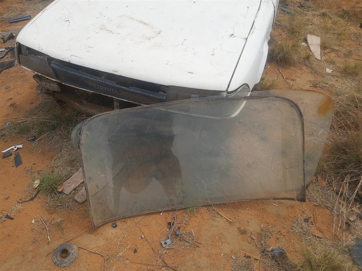 Windscreens opel kadet coupe 1973 - Private Seller