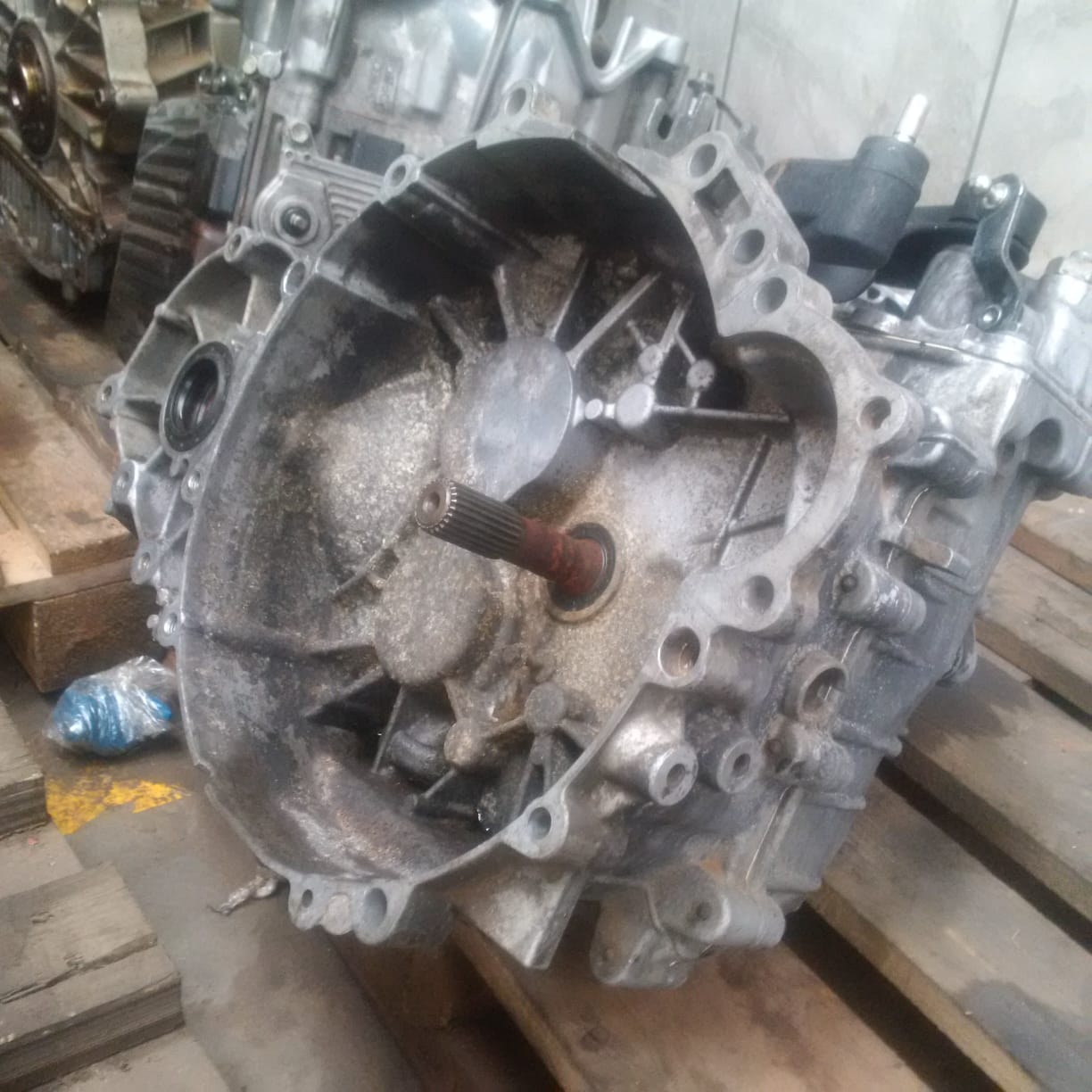 MANUAL GEARBOX VOLVO S40 2L FOR SALE (DELIVERY COUNTRY WIDE) - Private Seller MANUAL GEARBOX VOLVO S40 2L FOR SALE (DELIVERY COUNTRY WIDE) - Private Seller