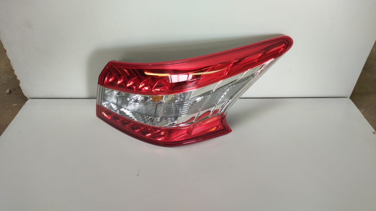 Nissan Sentra Original Taillights RHS - Private Seller