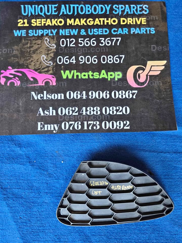 Alfa Romeo Giulietta Left Front Fog Cover Alfa Romeo Giulietta Left Front Fog Cover