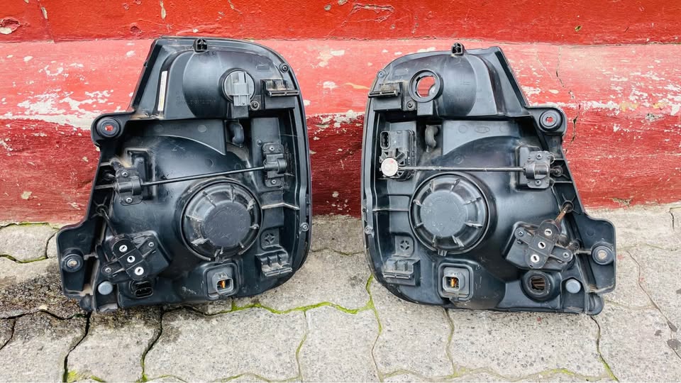 Kia K2700 headlights - Private Seller Kia K2700 headlights - Private Seller