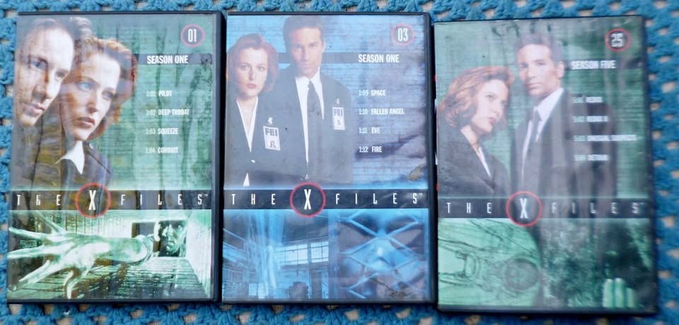 X Files Season 1.01-1.04  season 1.09-1.02   season 5.01-5.04 X Files Season 1.01-1.04  season 1.09-1.02   season 5.01-5.04
