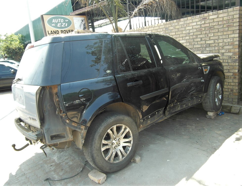 Land Rover Freelander 2 – Stripping for Spares | AUTO EZI