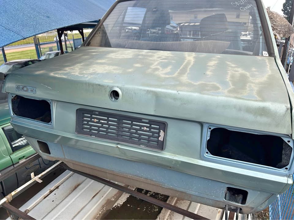 Volkswagen Fox Tailgate Available Call or WhatsApp - Private Seller Volkswagen Fox Tailgate Available Call or WhatsApp - Private Seller