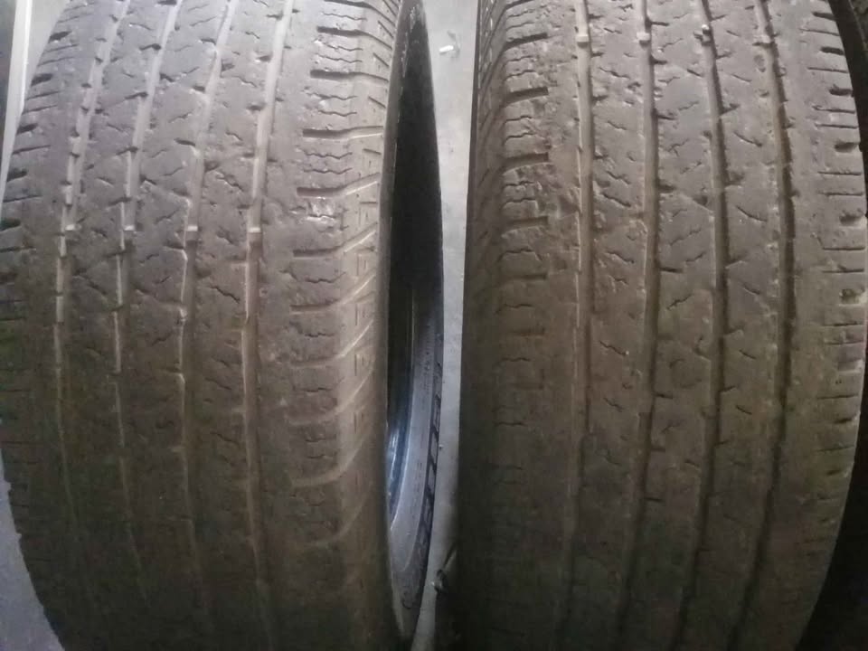 Ranger mag rims & Continental 255 70 16 LX