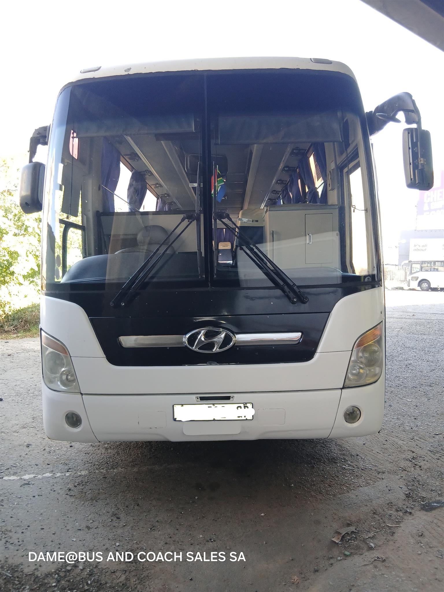2010 Hyundai Universe EXPRESS 40 seater