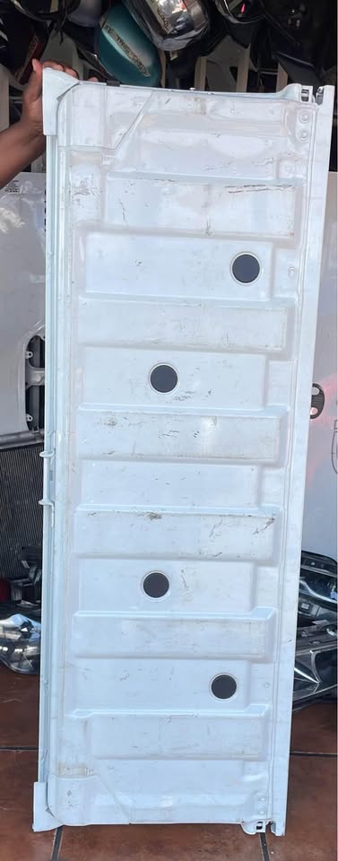 Isuzu D-Max tailgate - Private Seller