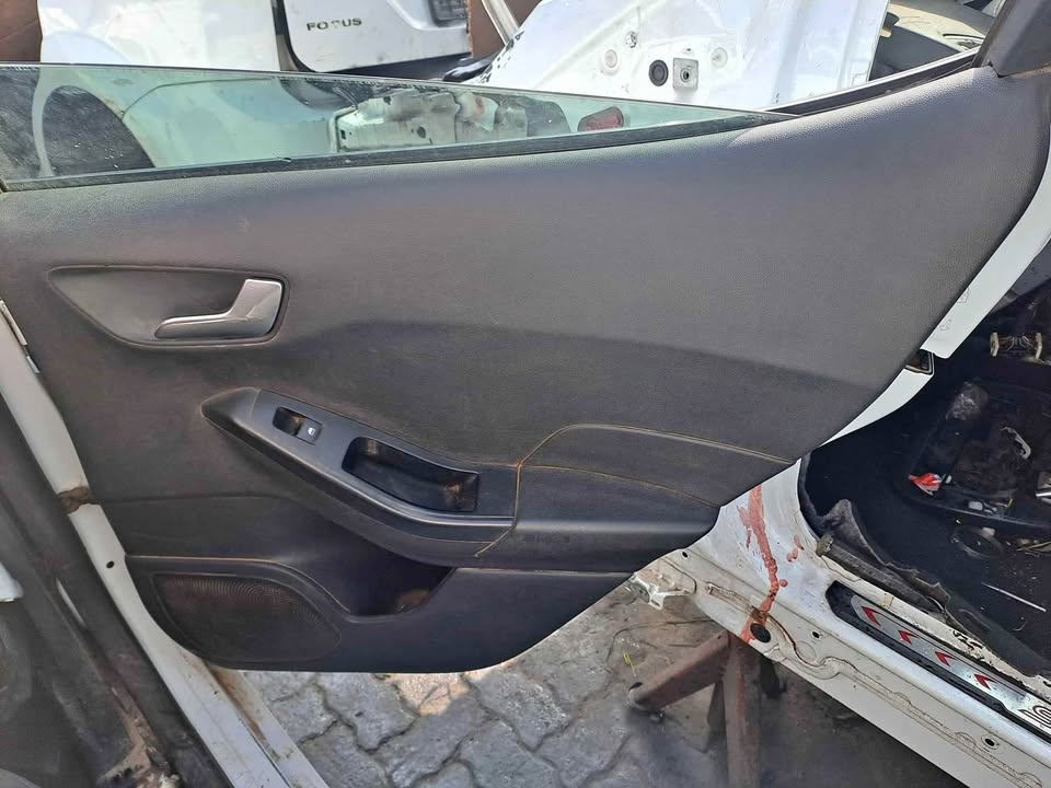 Door Panel Ford Fiesta 1.0L 2020 - Private Seller Door Panel Ford Fiesta 1.0L 2020 - Private Seller