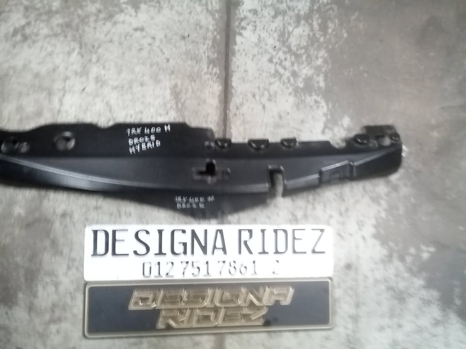 LEXUS RX300H/RX400H PLASTICK CRADEL TOP COVER - Private Seller LEXUS RX300H/RX400H PLASTICK CRADEL TOP COVER - Private Seller
