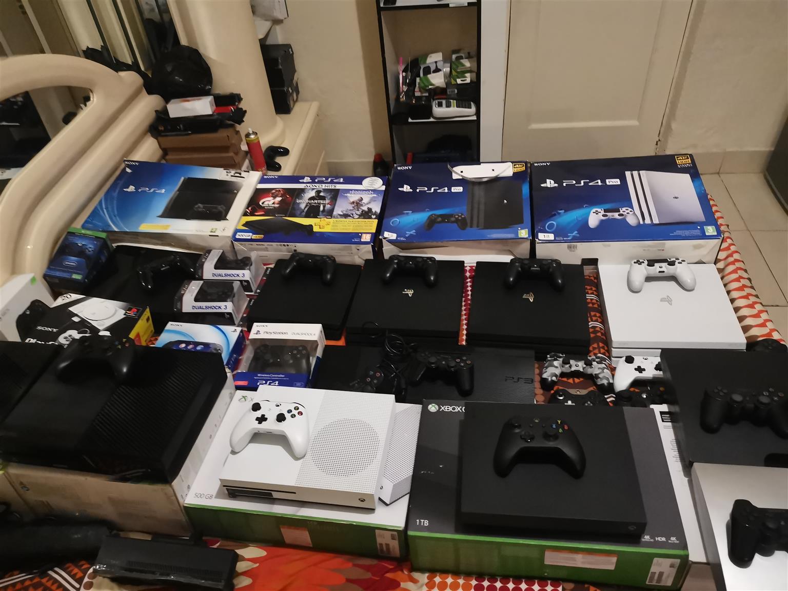 All Gaming Consoles JHB 2022 Pricelist Ps4 R4500 Ps4 slim R4999 Ps4 pro R6500