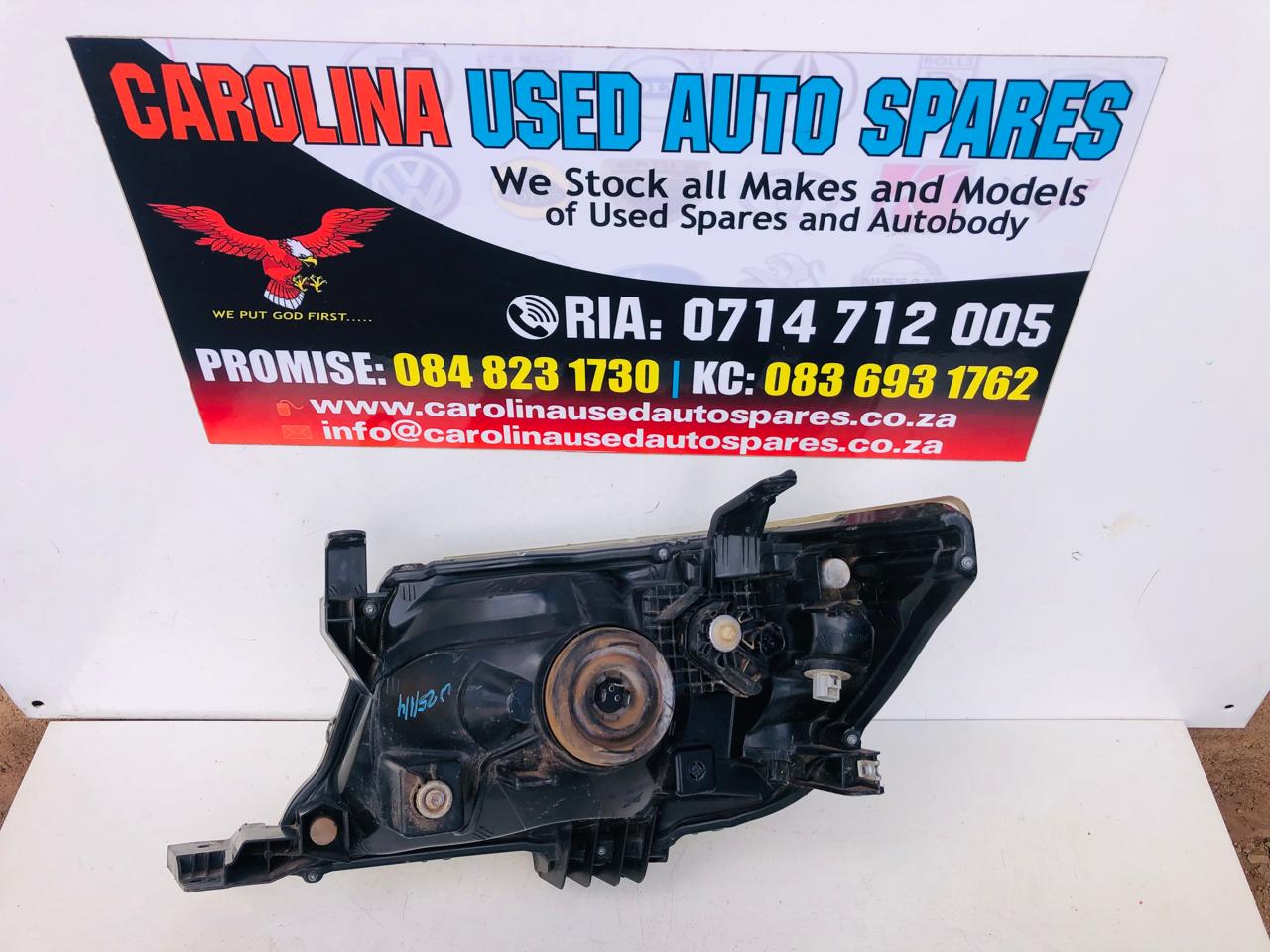 Toyota Hilux D4D legend 40 right side headlight (2011-2014) - Private Seller Toyota Hilux D4D legend 40 right side headlight (2011-2014) - Private Seller