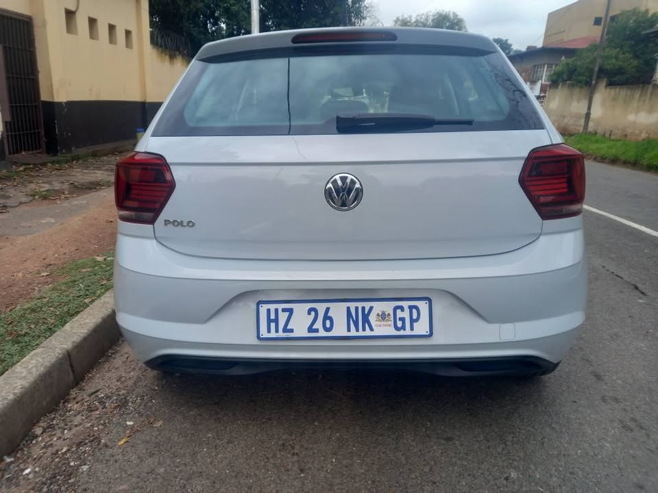 2019 V W polo 8 Tsi 1.0 Manual, Petrol, White, 90000kms