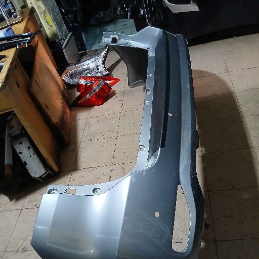 Toyota fortuner gd6 back bumper - Private Seller Toyota fortuner gd6 back bumper - Private Seller